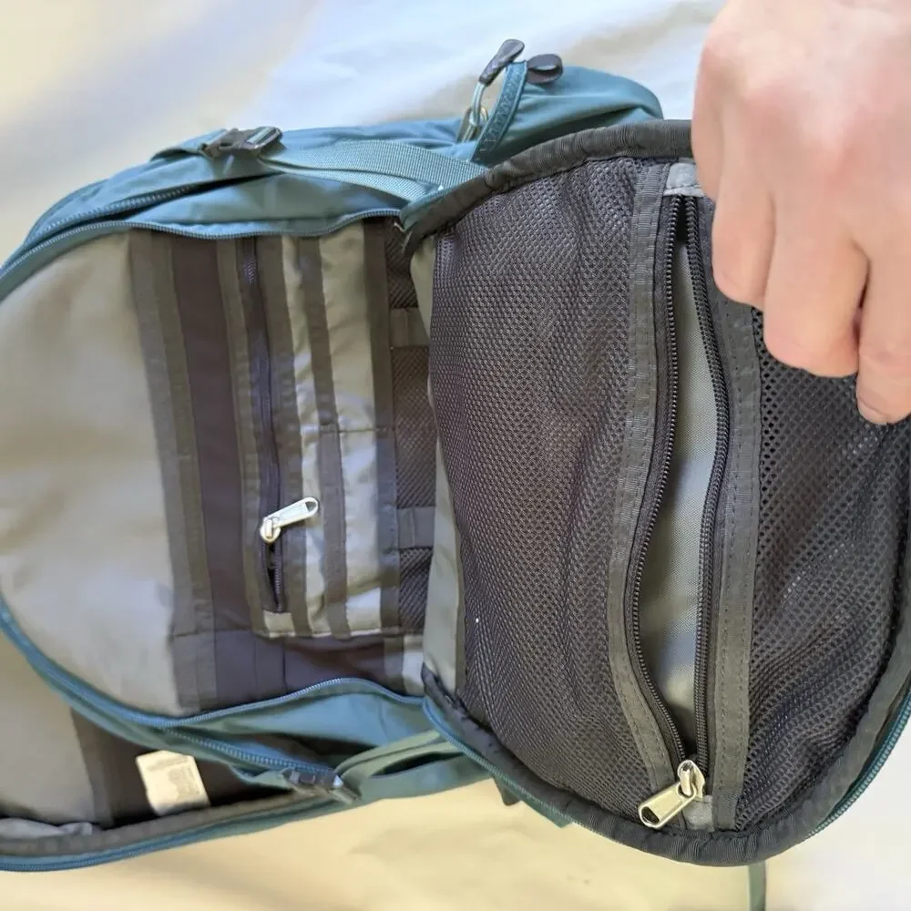 The North Face Surge Flex Vent Blue Backpack Hiking School Commute Travel Bag